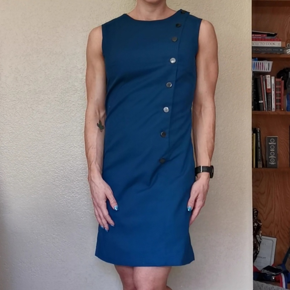 Gorgeous vintage shirt dress with buttons